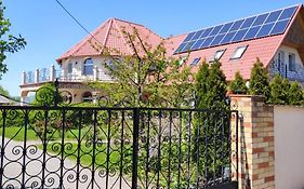 Village Garden Family Guest House